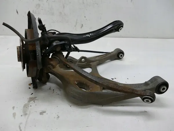 MERCEDES ML W164 320 CDI Mozzo Posteriore Destro image 2