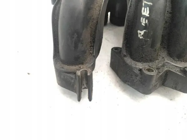 Colector de admisión VW OEM 06A133206 Beetle 1.6L image 10