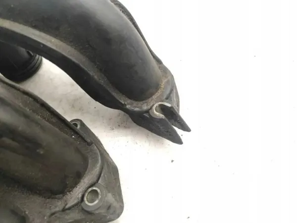 Colector de admisión VW OEM 06A133206 Beetle 1.6L image 3