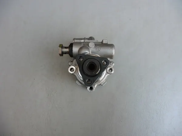 Bomba de direção Audi A6 C5 ALLROAD 2.5 TDI image 4