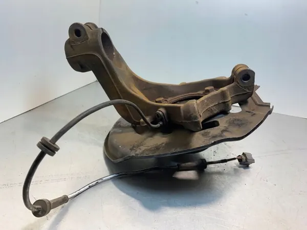 Nissan Qashqai etupyörän navan OEM FBZ24402 image 4