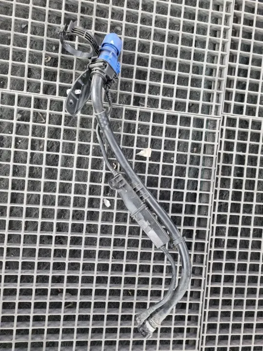 Tuyau de remplissage AdBlue OEM 9821424880 Peugeot image 3