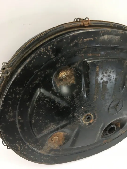 Ilmansuodattimen kotelo Mercedes W124 M103 0130947202 image 3