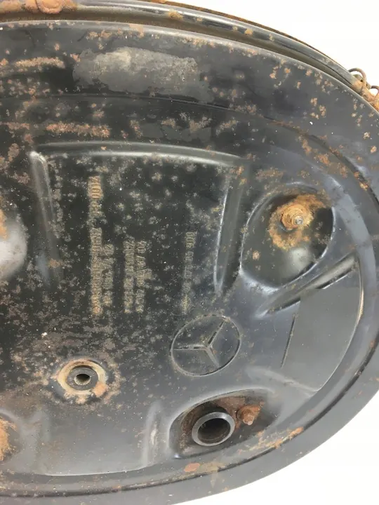 Ilmansuodattimen kotelo Mercedes W124 M103 0130947202 image 4