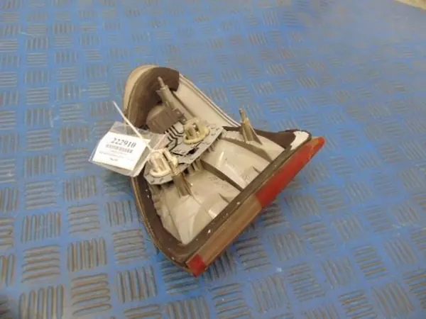 MERCEDES E-KLASSE W210 COMBI LINKER ACHTERLICHT A2108205364 image 5