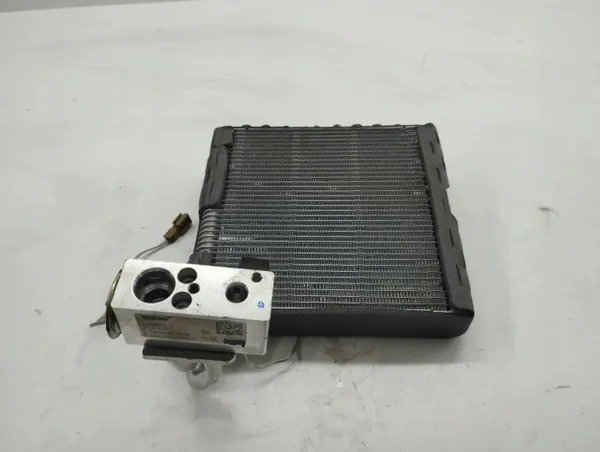 Évaporateur climatisation Nissan Juke II OEM T87650C8108 image 2