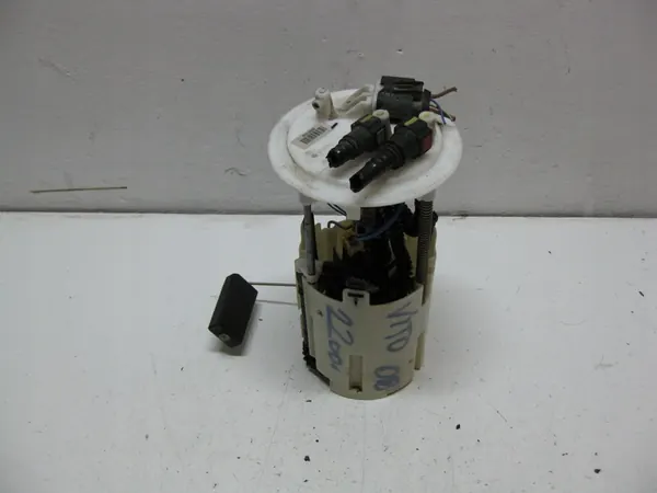 BRANDSTOFPOMP MERCEDES VITO W639 2.2 CDI A6394701694 image 2