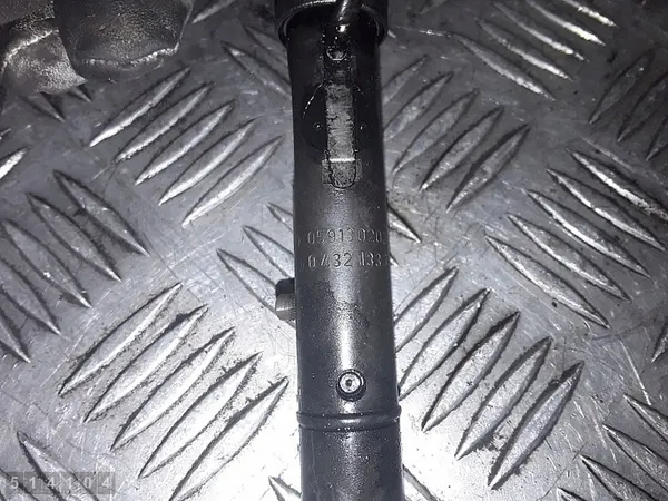 Iniettore Audi A4 B7 2006 2500tdi difettoso 0432133784 image 3