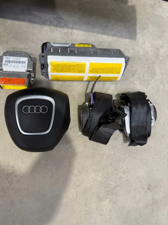 Console Airbag AUDI 8P avec Capteur Ceinture image 6