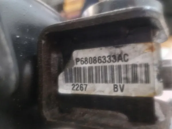 OEM BELKATYŁTRAWERS JJJ4 Taka Poikittaispalkki Dodge image 8