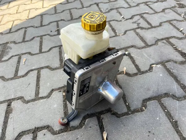Bromsservopump OEM 10096428283 för Alfa Romeo Giulia image 4