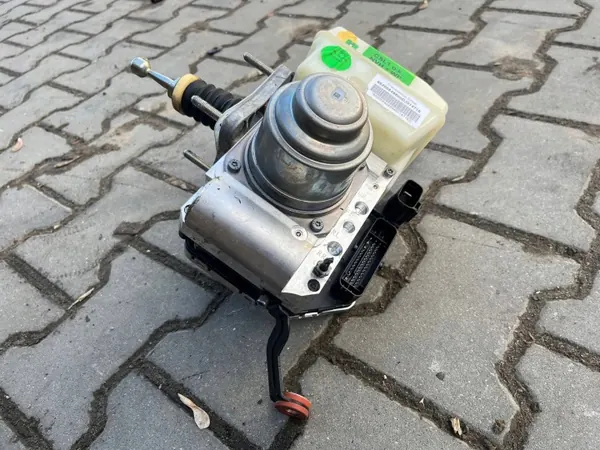 Bromsservopump OEM 10096428283 för Alfa Romeo Giulia image 5