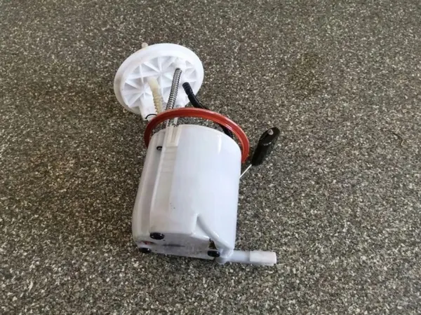 Sensor Nivel Combustible Hyundai OE 311103Z900 - Usado image 4