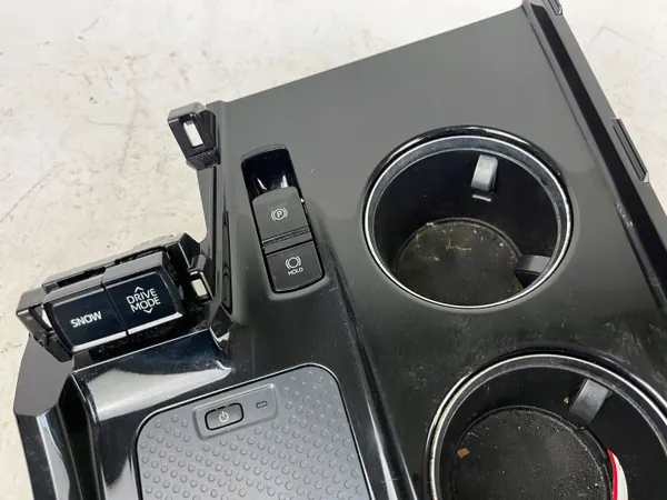 Mukiteline Toyota Mirai II OEM 5880562040 image 3