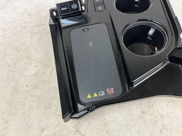 Mukiteline Toyota Mirai II OEM 5880562040 image 5