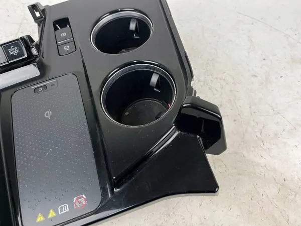 Mukiteline Toyota Mirai II OEM 5880562040 image 6