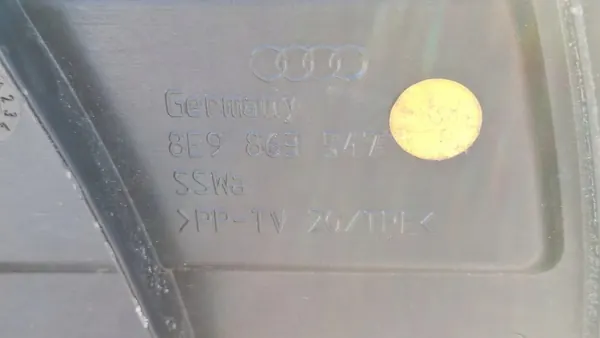 Audi A4 S4 B7 Kofferbakmat OEM 8E9861529C image 5