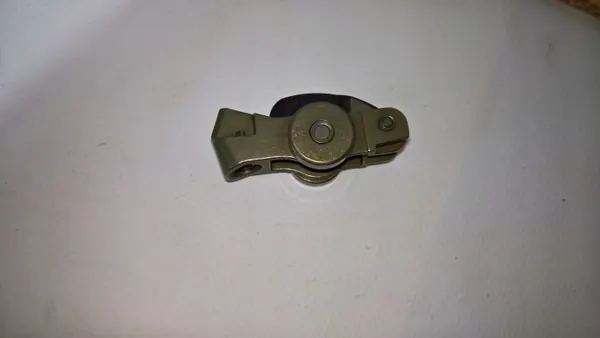 Mopar Insugningsventillyftare OEM 05047896AD - Begagnad image 4