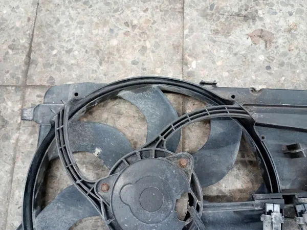 Jäähdytinpuhallin OEM 8C11-8C607BB Ford Transit MK7 2.2 image 4