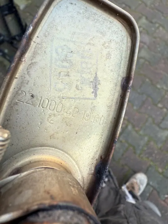 Chauffage Webasto OEM 221000401900 - État utilisé image 3