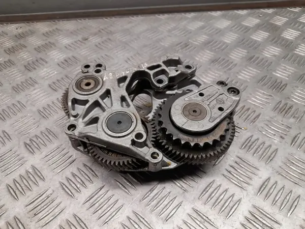 Pompe à huile Audi OEM 079109360AK - Audi OE d'occasion image 2