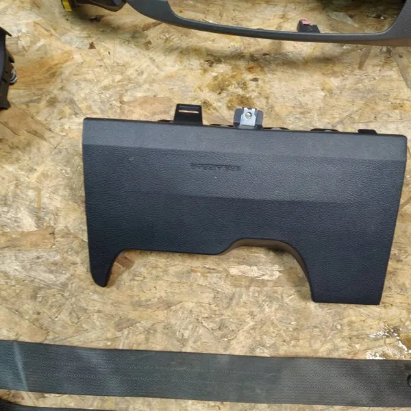 Toyota Yaris III instrumentpanel OEM AZF2380 - Begagnad image 5