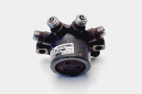 Brandstofrail NISSAN ALMERA II HATCHBACK 1.46L 8200057232 image 3