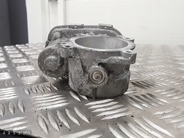 Corpo farfallato Skoda Octavia 2020 1500 benzina OEM 04e133062t image 3