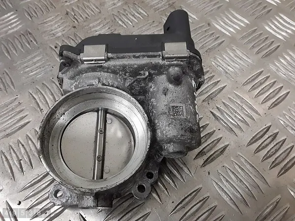 Corpo farfallato Skoda Octavia 2020 1500 benzina OEM 04e133062t image 8