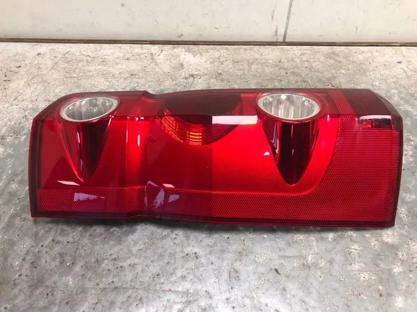 Luz trasera izquierda VW Crafter 2E0945095 image 2