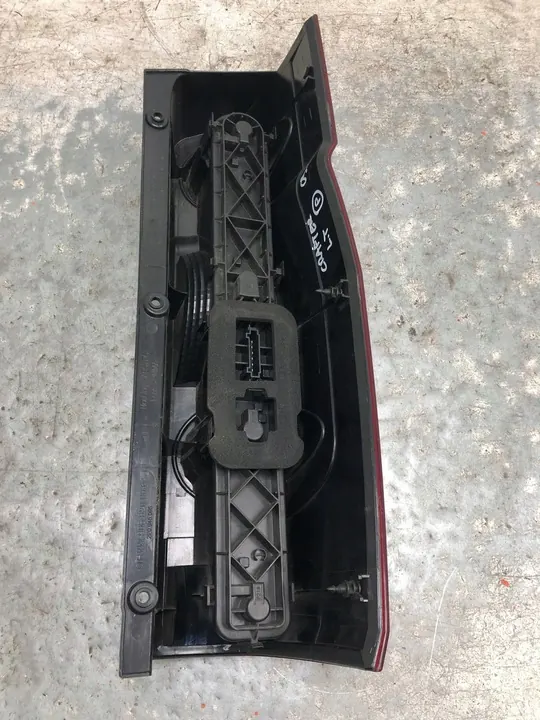 Luz trasera izquierda VW Crafter 2E0945095 image 5