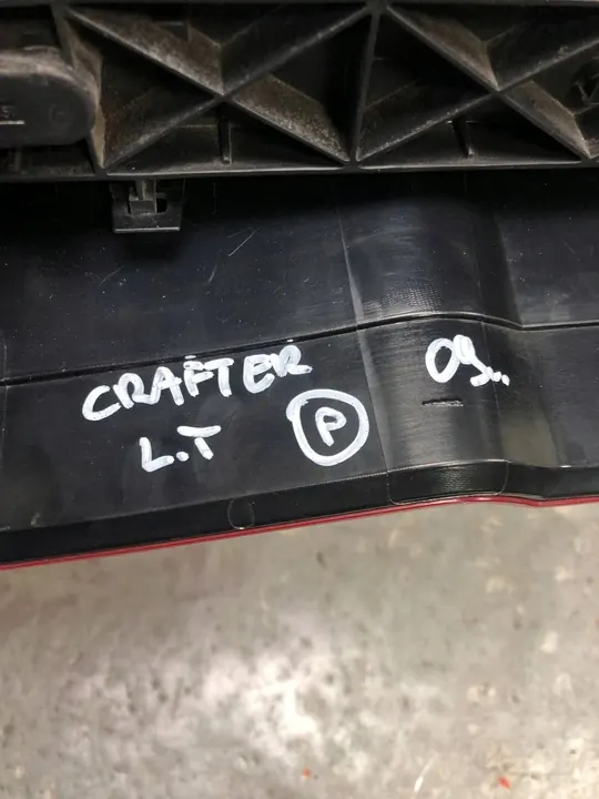 Luz trasera izquierda VW Crafter 2E0945095 image 7