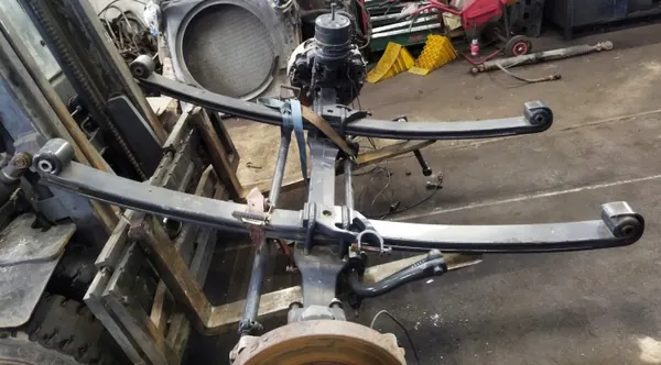 Muelle delantero RESOR 2 PIÓROWY VOLVO - Usado OEM image 2