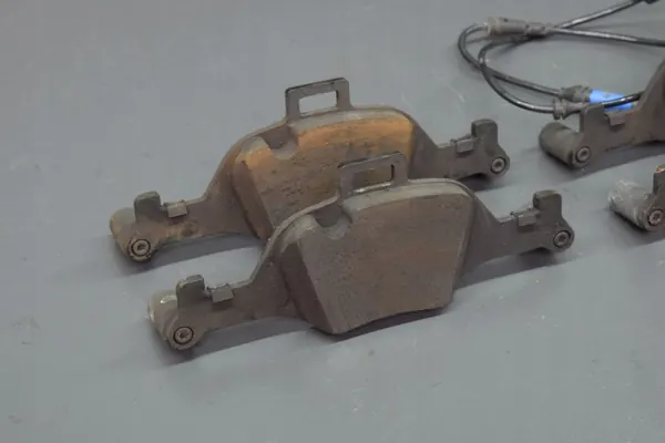 Jarrupalat OEM 662358389 BMW 5 G30 G31 IX3 G08:lle image 3