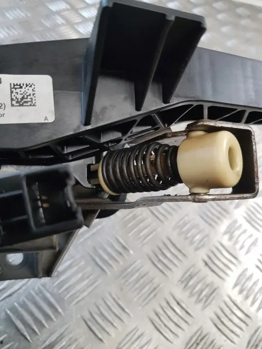 Ford Kopplingspedal OEM BV617B633CB - Begagnad image 4