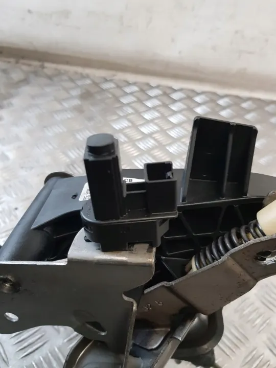 Ford Kopplingspedal OEM BV617B633CB - Begagnad image 9