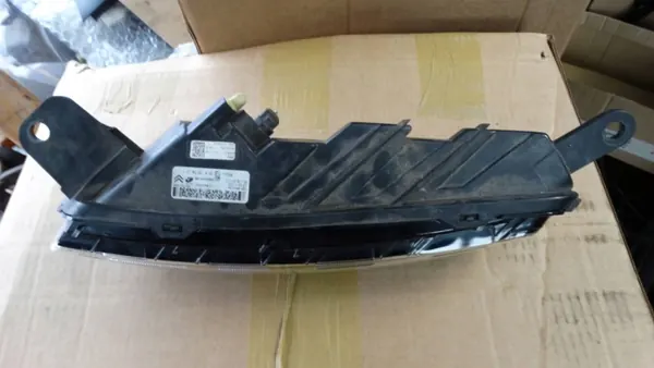 Farol Dianteiro Esquerdo OEM 9819435680 Citroen Berlingo image 4