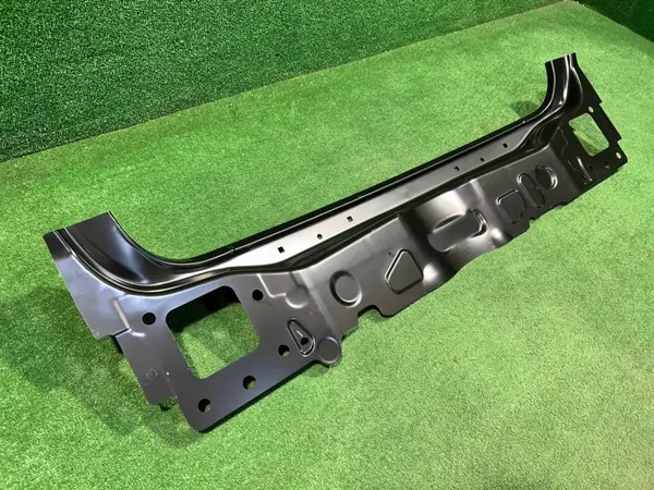 Panneau arrière Audi A6 C8 OEM 4K9813307 image 9