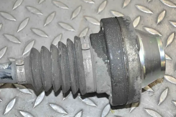 Vänster framaxel VW TOUAREG 2.5L diesel 7L6407271G image 2