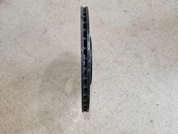 Taka jarrulevy OEM LPV13797 Hyundai Ioniq 5:lle image 5