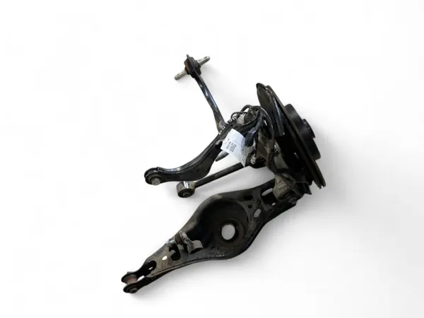 Buje de rueda trasera Lexus NX OEM UTO72398 Usado image 7