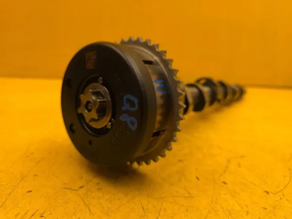 Audi Q8 Kamaxel Avgasspjäll 06M109088K image 4