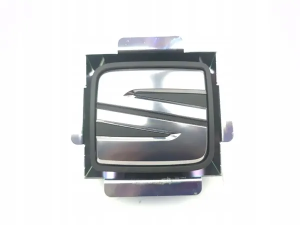 Poignée de coffre OEM 6F082756507S pour Seat Ibiza V image 2