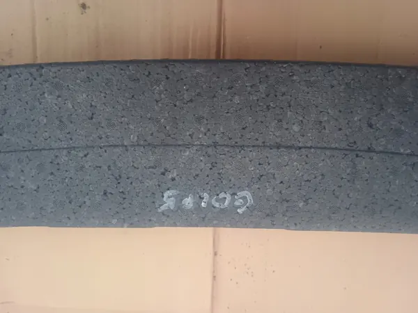 VW Jetta Golf 5 V Kombi Etupuskuri Vaahdotus 1K5807248B image 2