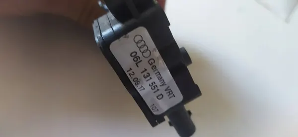 VW Anturi 06L131551D image 2