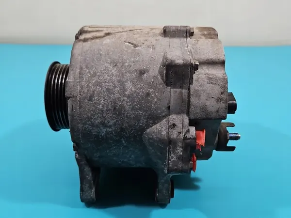 Vaihtovirtageneraattori Audi Q7 I 4L 4.2 V8 FSI OEM 079903021M image 8