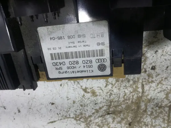 Audi A2 ilmastointipaneeli OEM 8Z0820043D image 4