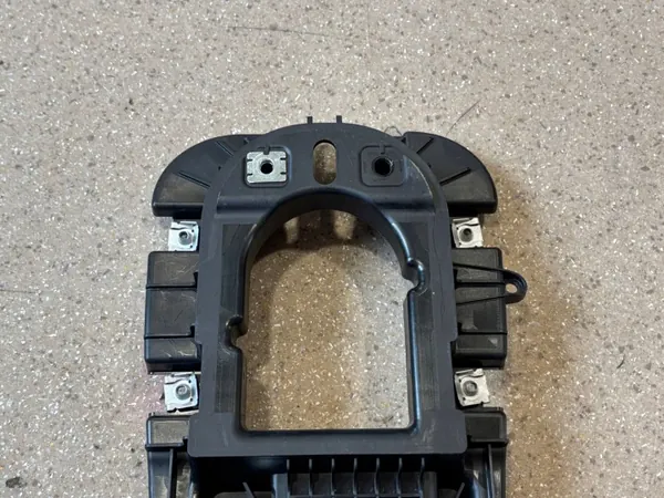 Framväxelspaksram OEM 80B863531A image 9