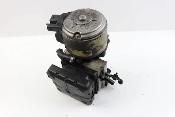 Bomba suspensão Citroen C5 I OEM 9636715980 image 3
