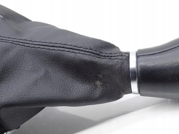 Pommeau & Manchon OEM 5N0711113N pour VW Tiguan image 5